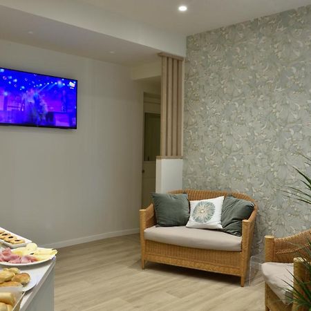 Hotel Bel Sit Алассіо Екстер'єр фото