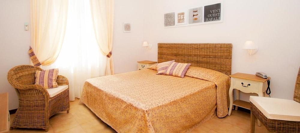 Hotel Bel Sit Алассіо Екстер'єр фото