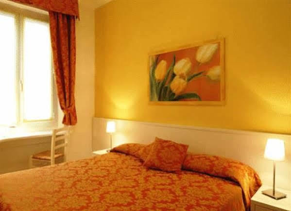 Hotel Bel Sit Алассіо Екстер'єр фото